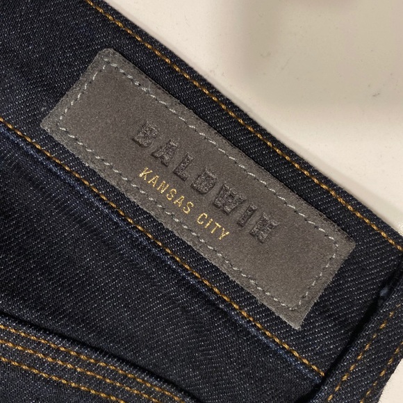 Baldwin Kansas City ‘KARLIE’ High Rise Crop Skinny - Picture 5 of 6